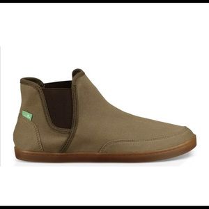 sanuk boots